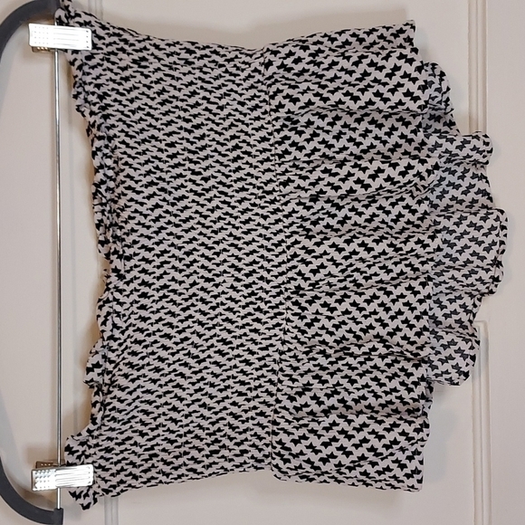 Eloquii Printed Smocked Top - Picture 7 of 9